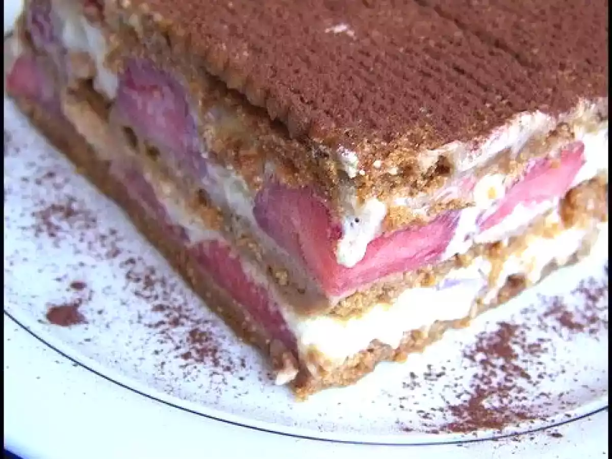 Tiramisu estival aux fraises et speculoos