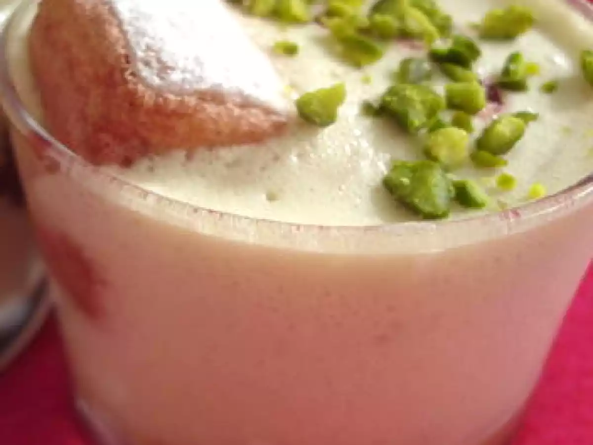 Tiramisu framboises et biscuits roses - photo 2