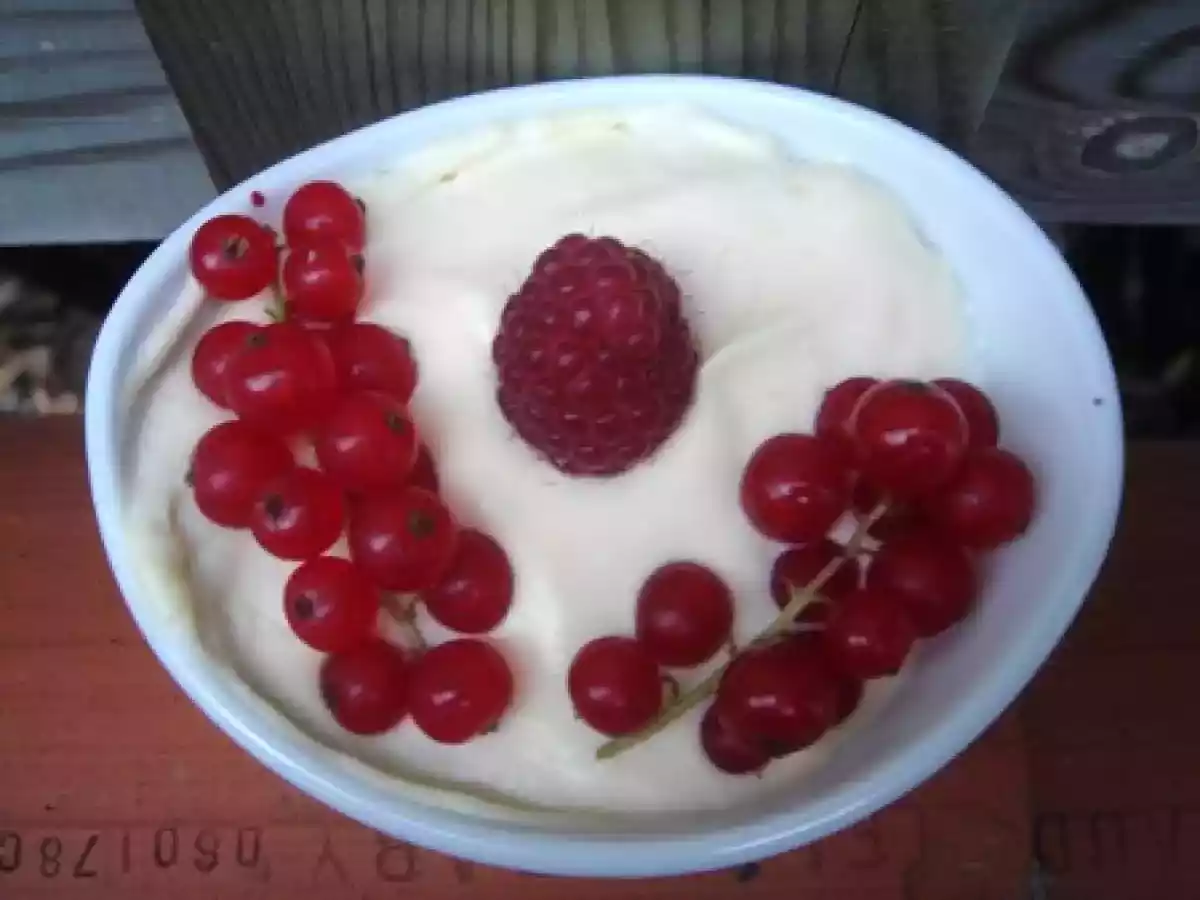 Tiramisu framboises et groseilles, pour garder les gouts de l'été