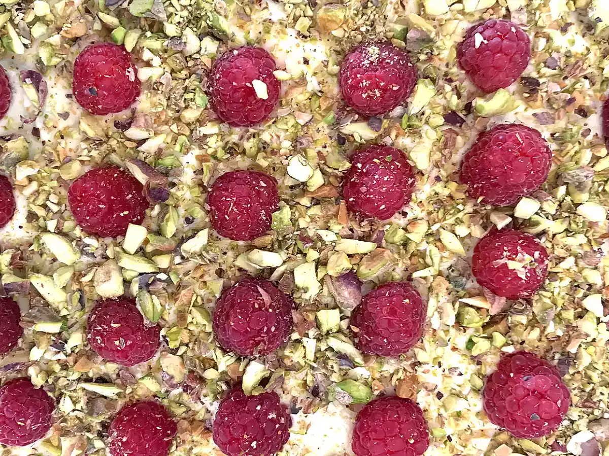 Tiramisu sans gluten à la pistache et aux framboises - photo 4