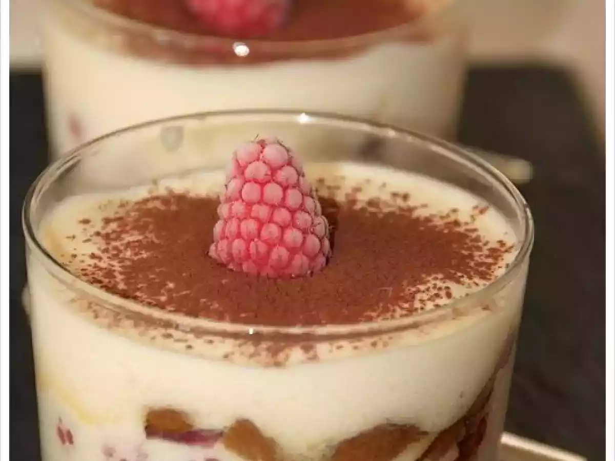 Tiramisu spéculoos framboises