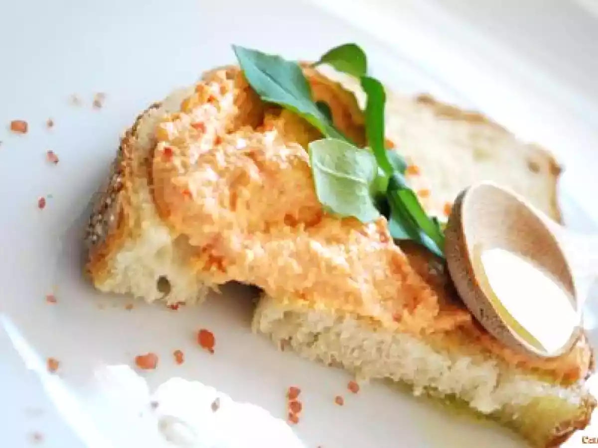 Tirokafteri, la tartinade feta-poivrons rôtis grecque