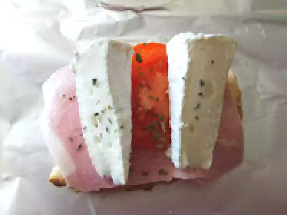 Toasts minute au fromage de chèvre et jambon. - photo 3