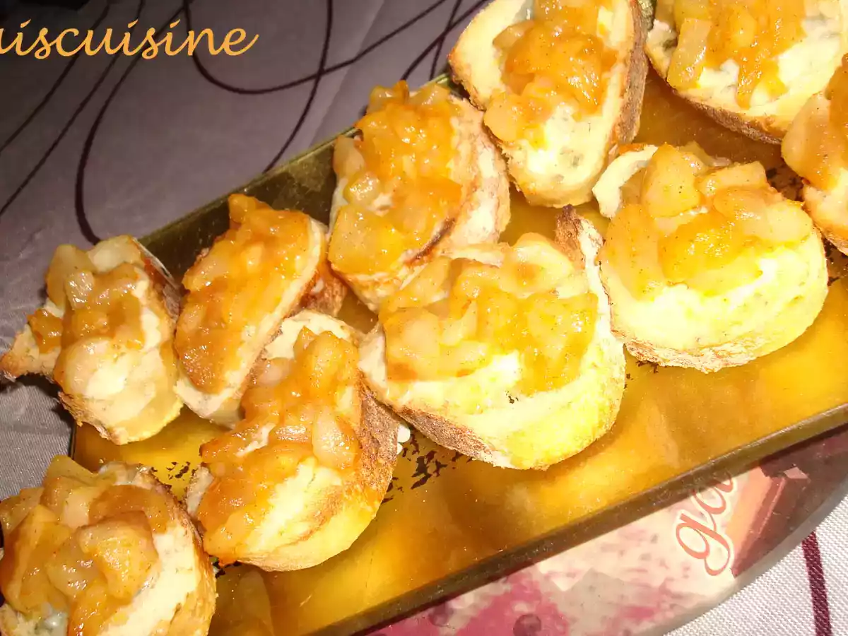 Toasts poire gorgonzola et paprika