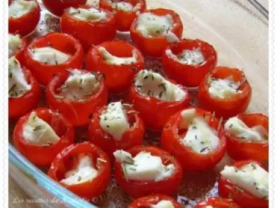 Tomates cerise gratinées au chèvre