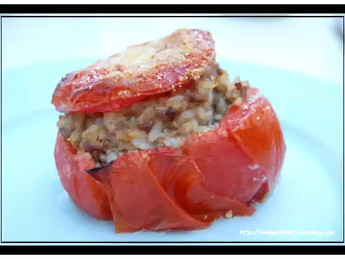 TOMATES FARCIES au RISOTTO DE BOEUF
