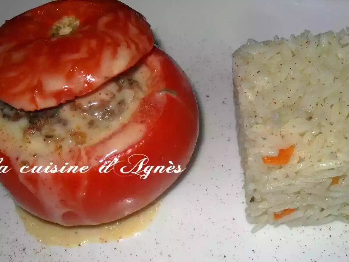 Tomates farcies sauce au roquefort