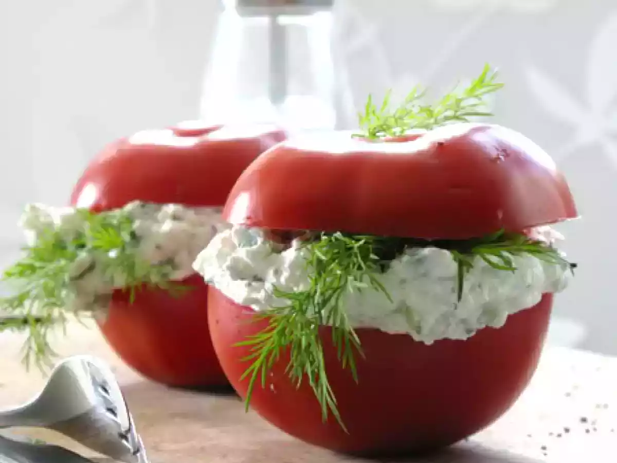 Tomates farcis de fromage blanc...