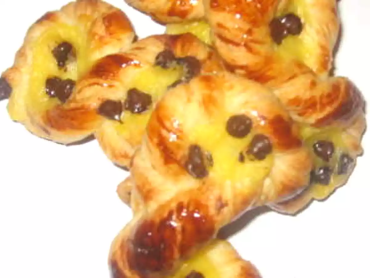 TORSADES A LA CRÈME ET AUX PÉPITES DE CHOCOLAT. - photo 3