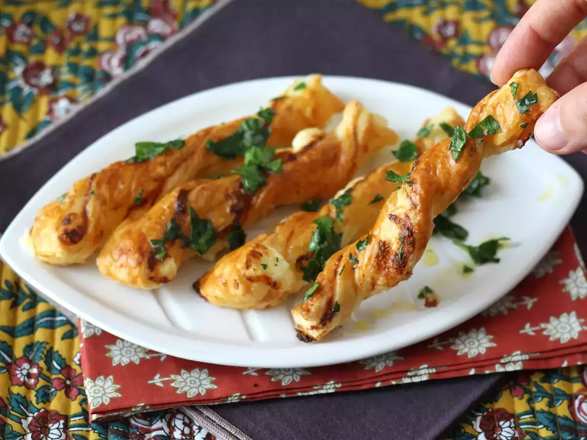 Torsades feuilletées au fromage au Airfryer - photo 3