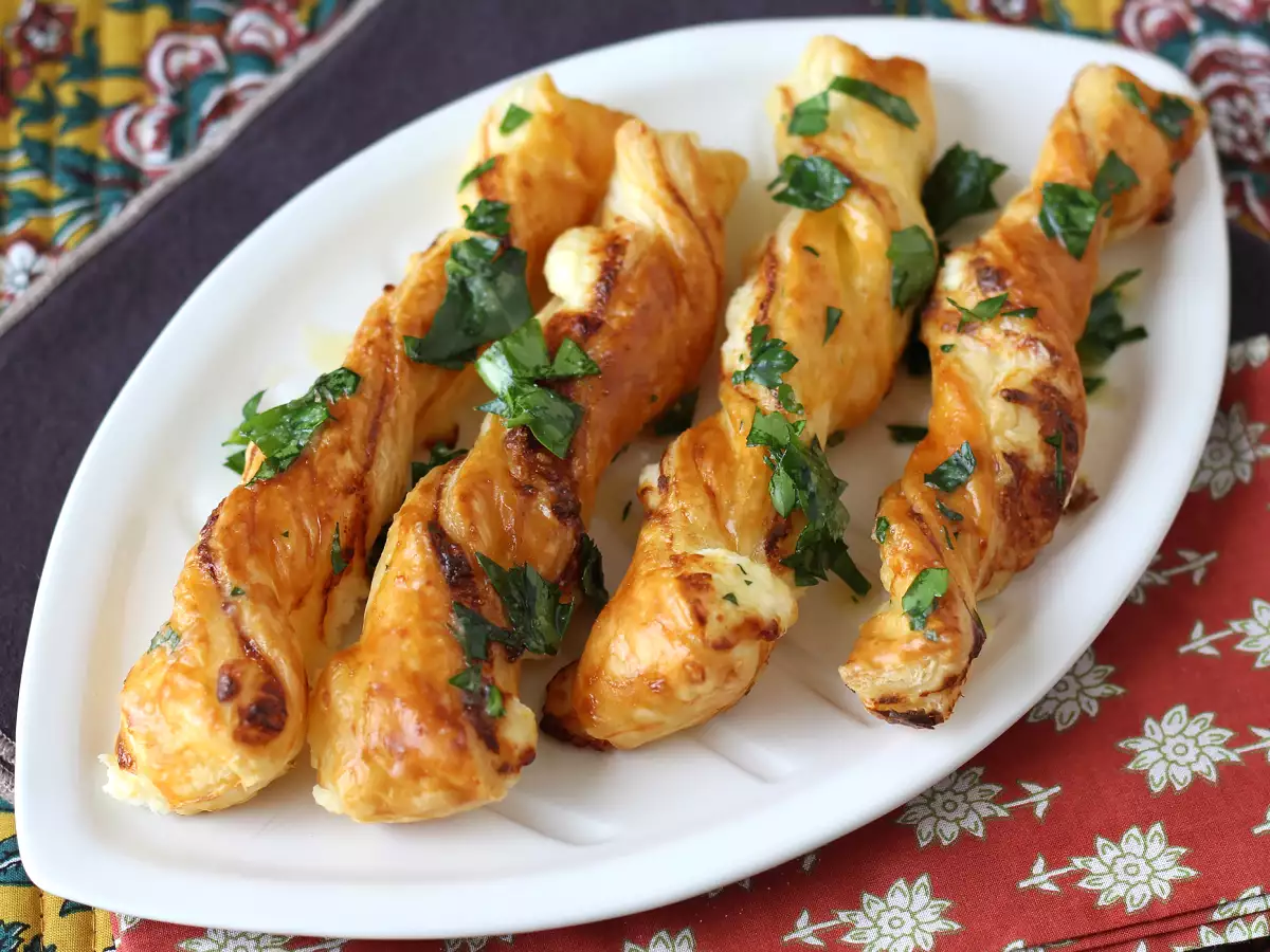 Torsades feuilletées au fromage au Airfryer - photo 4