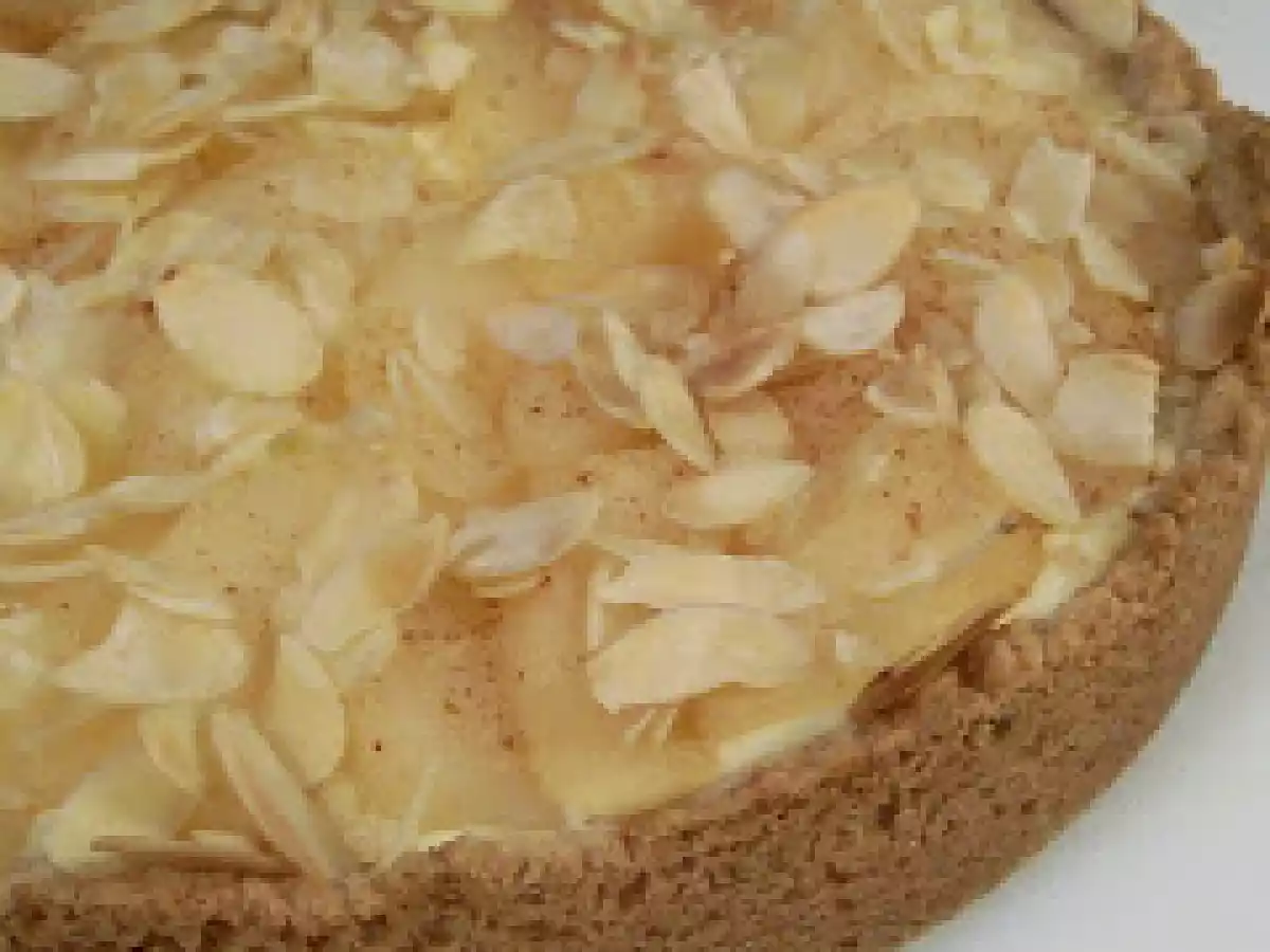 Torte au fromage à la crème, aux poires et aux amandes - photo 2