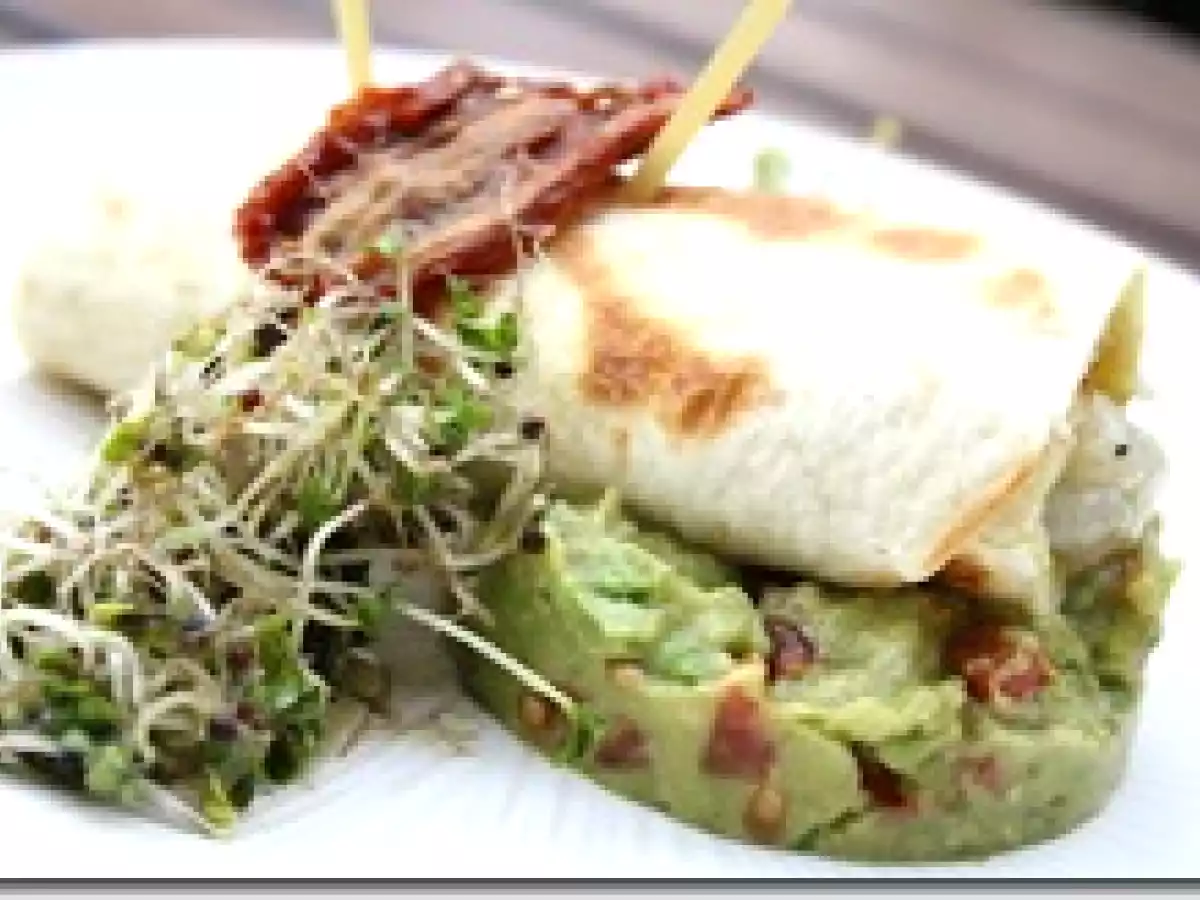 Tortilla au Tartare de Saint-jacques, Pesto et Guacamole Tomaté - photo 3