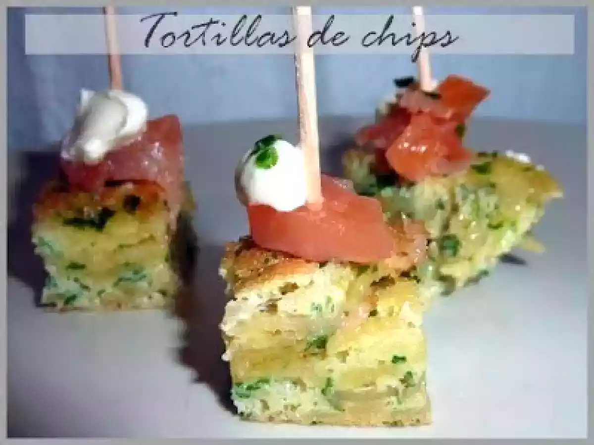 Tortillas de chips au saumon fumé et à la créme de ciboulette