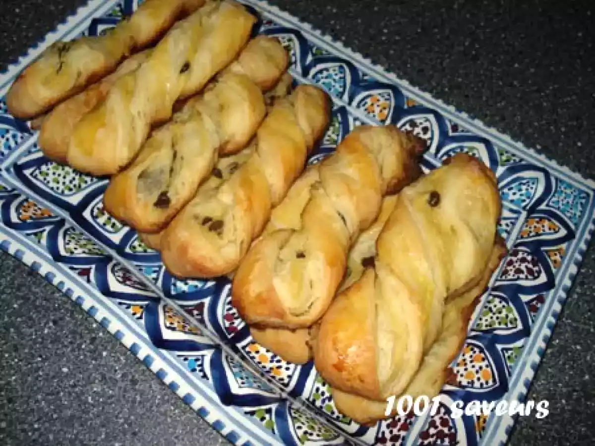 Tortillons à la crème patissière et aux pépites de chocolat