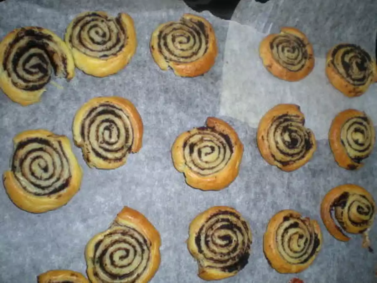 Tourbillons feuilletés à la pate d'olive