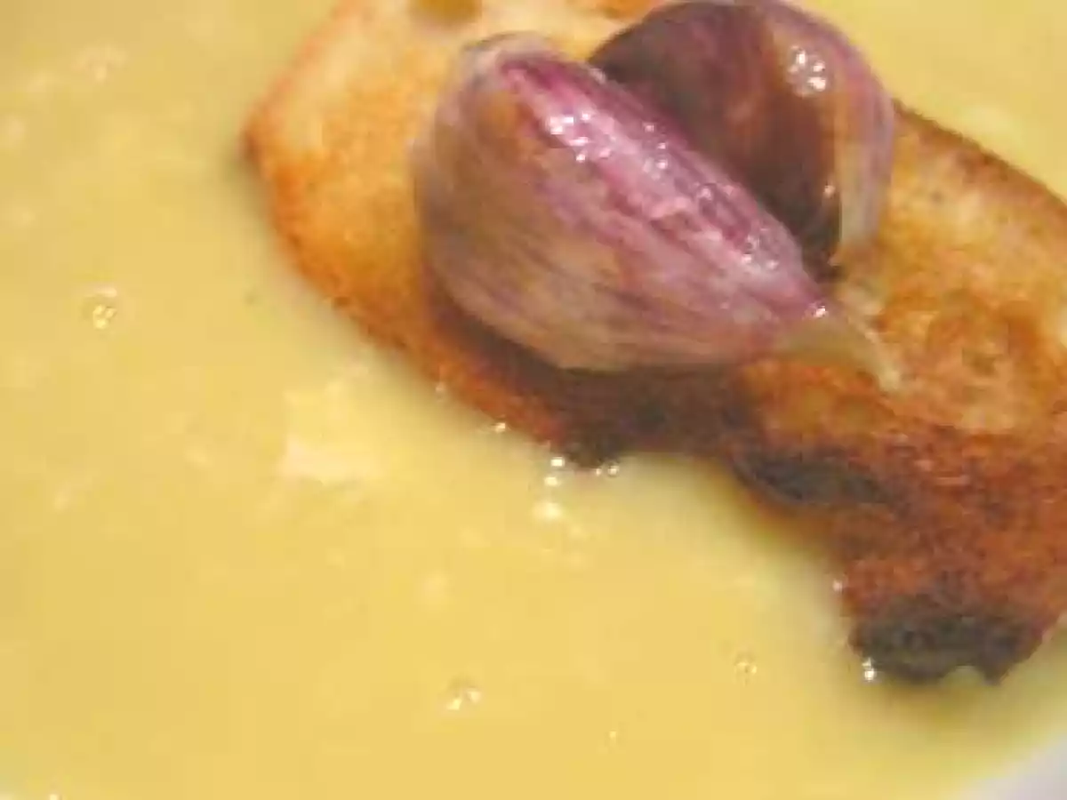 TOURIN A L'AIL ROSE DE LAUTREC