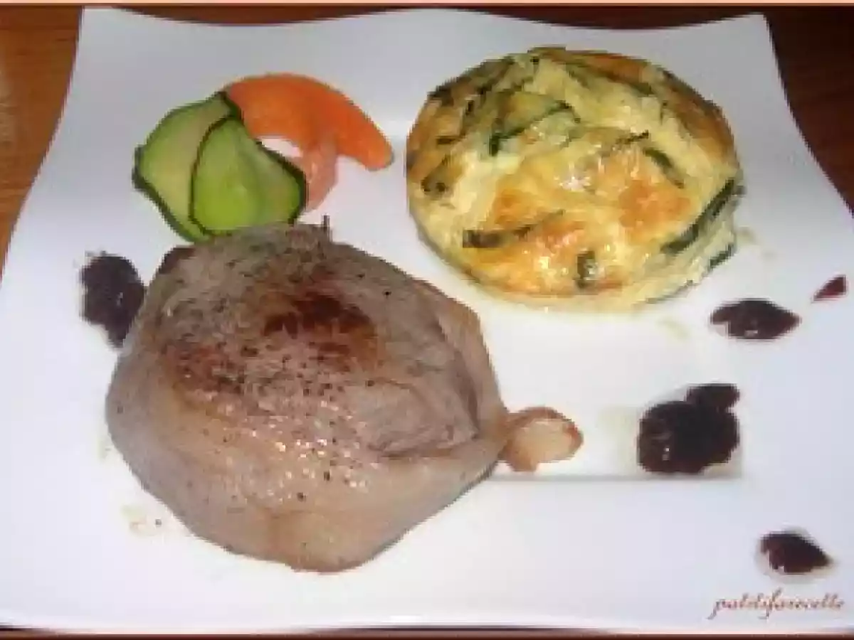 Tournedos sauce porto et son flan à la courgette et au camembert