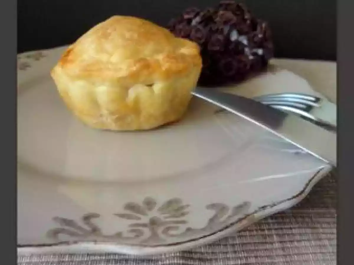 Tourte à l'artichaut citronné et thon au curry
