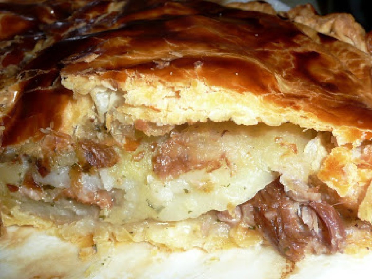 Recette de tourte au confit de canard et pommes