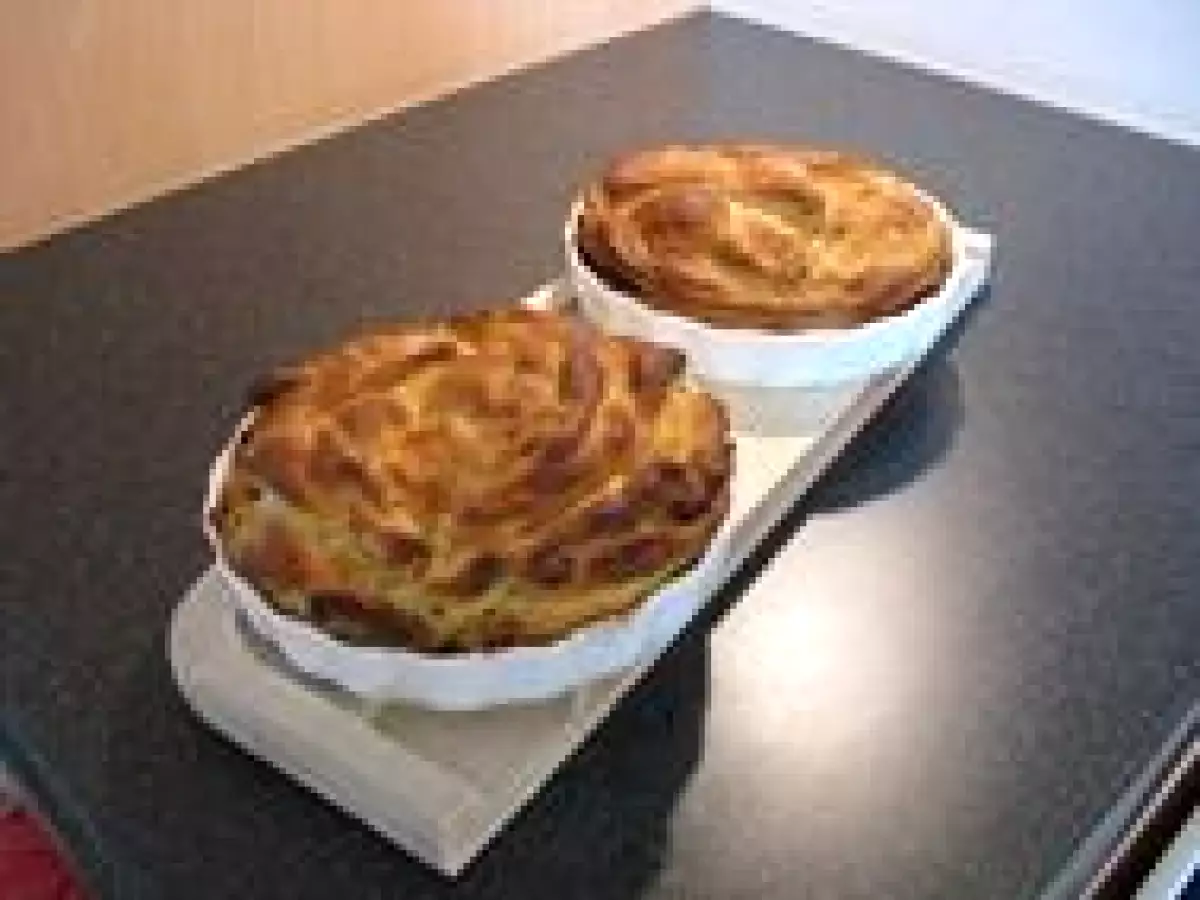 Tourte au magret de canard fumé et pruneaux. - photo 4