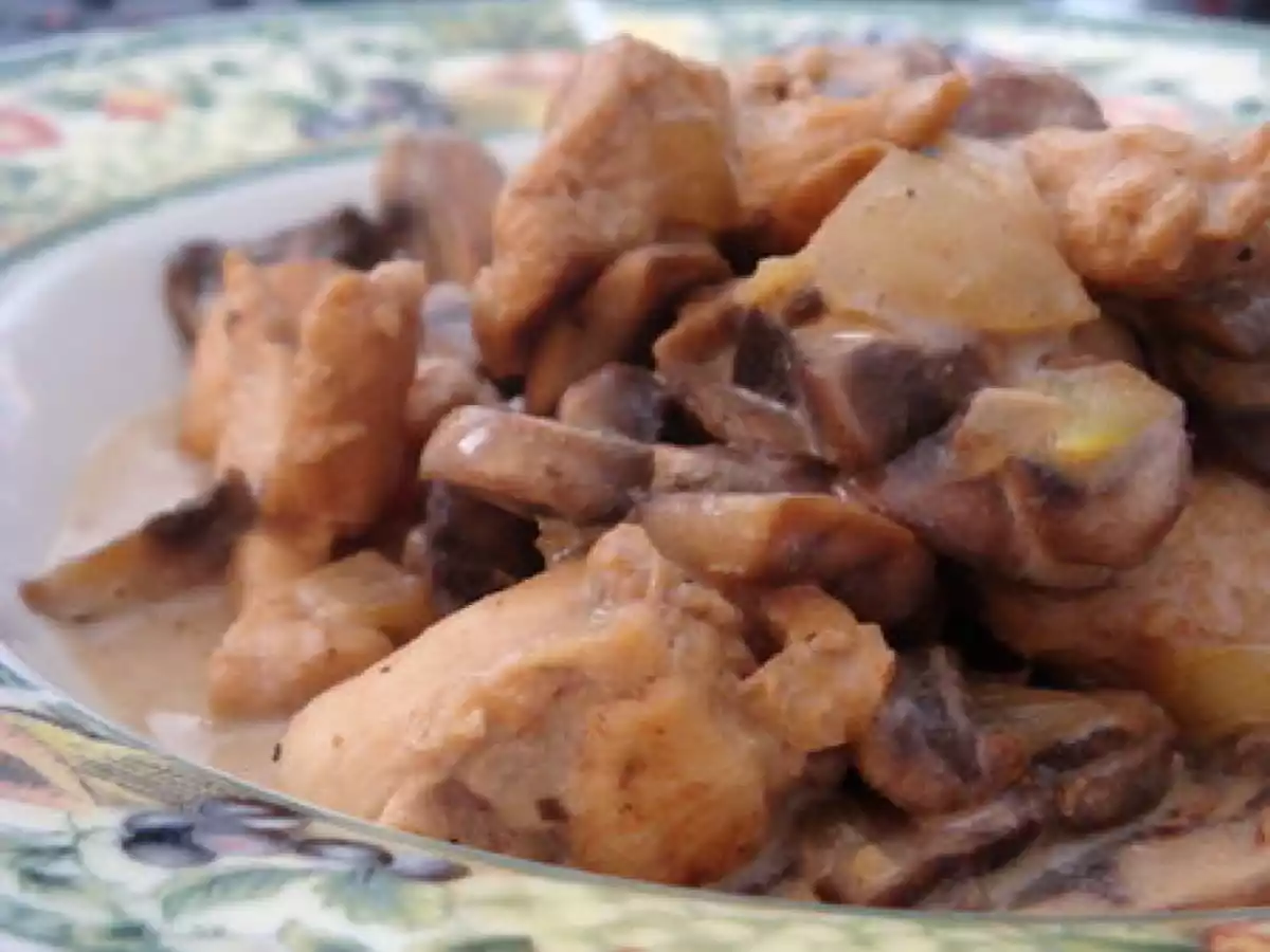 Tout est dans la sauce ... ou le poulet forestier sauce au miel et à la moutarde