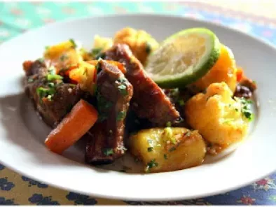 Travers de porc aux légumes à la portugaise