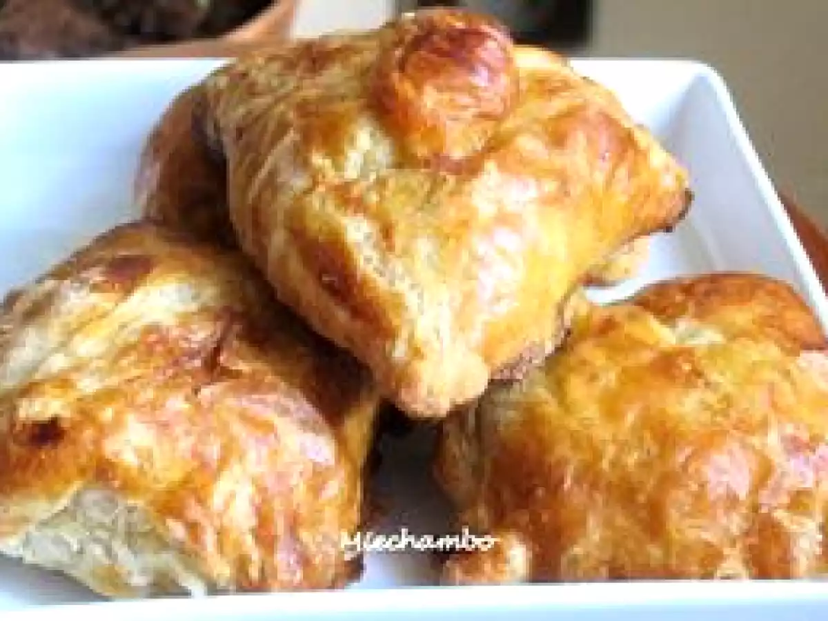 TRICORNES D ' ESCARGOTS AU JAMBON ET AUX NOIX - photo 4