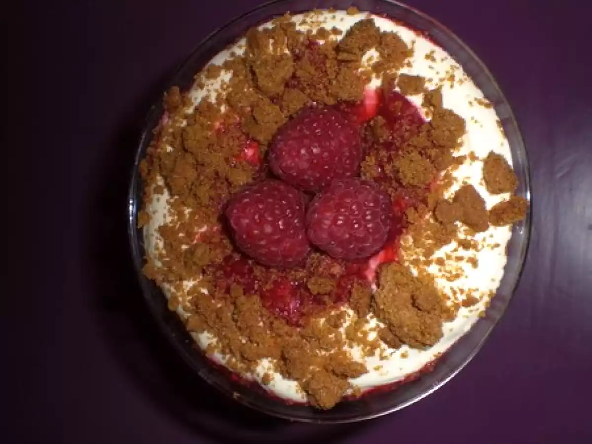 TRIFLE CROQUANT AUX FRAMBOISES