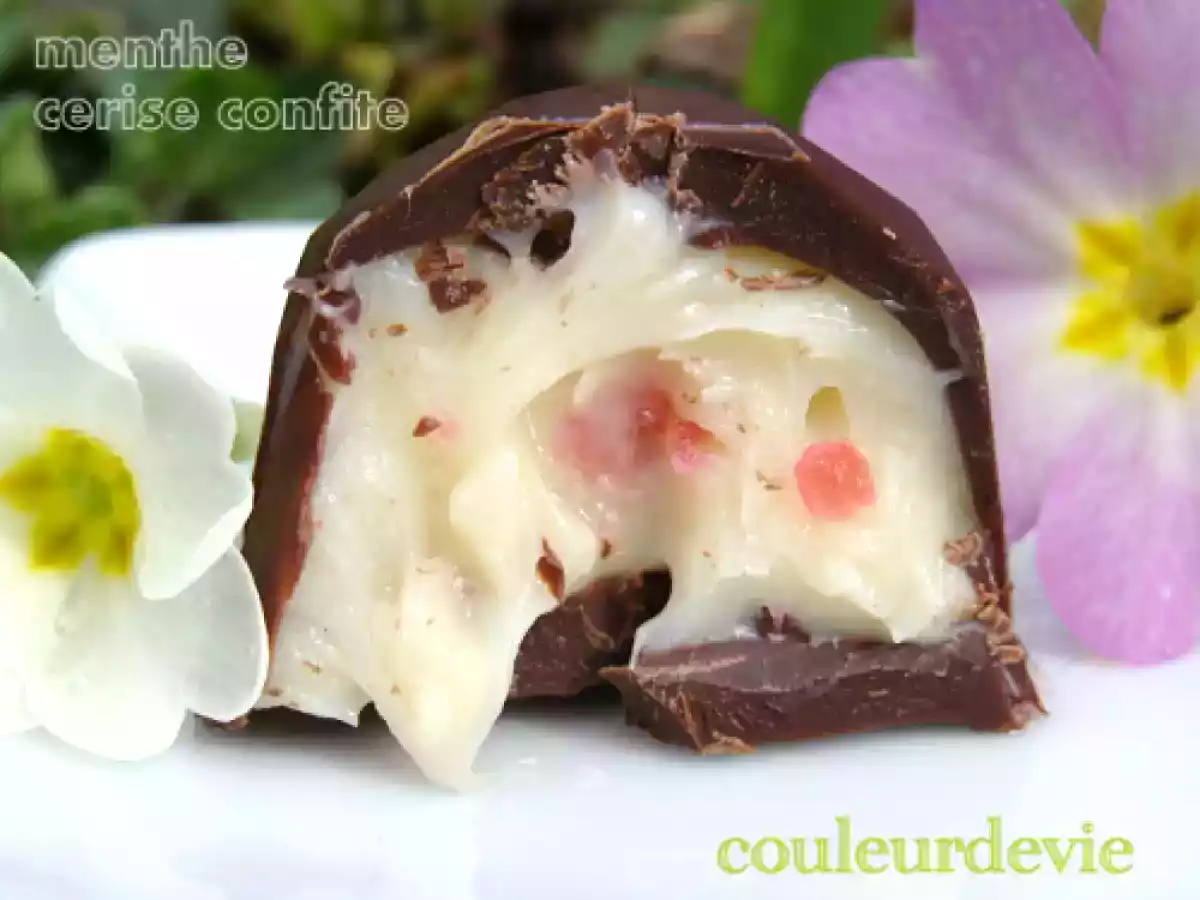 Trio de chocolats fourrés : menthe/cerise confite, pâte d'amande, caramel au beurre salé - photo 2