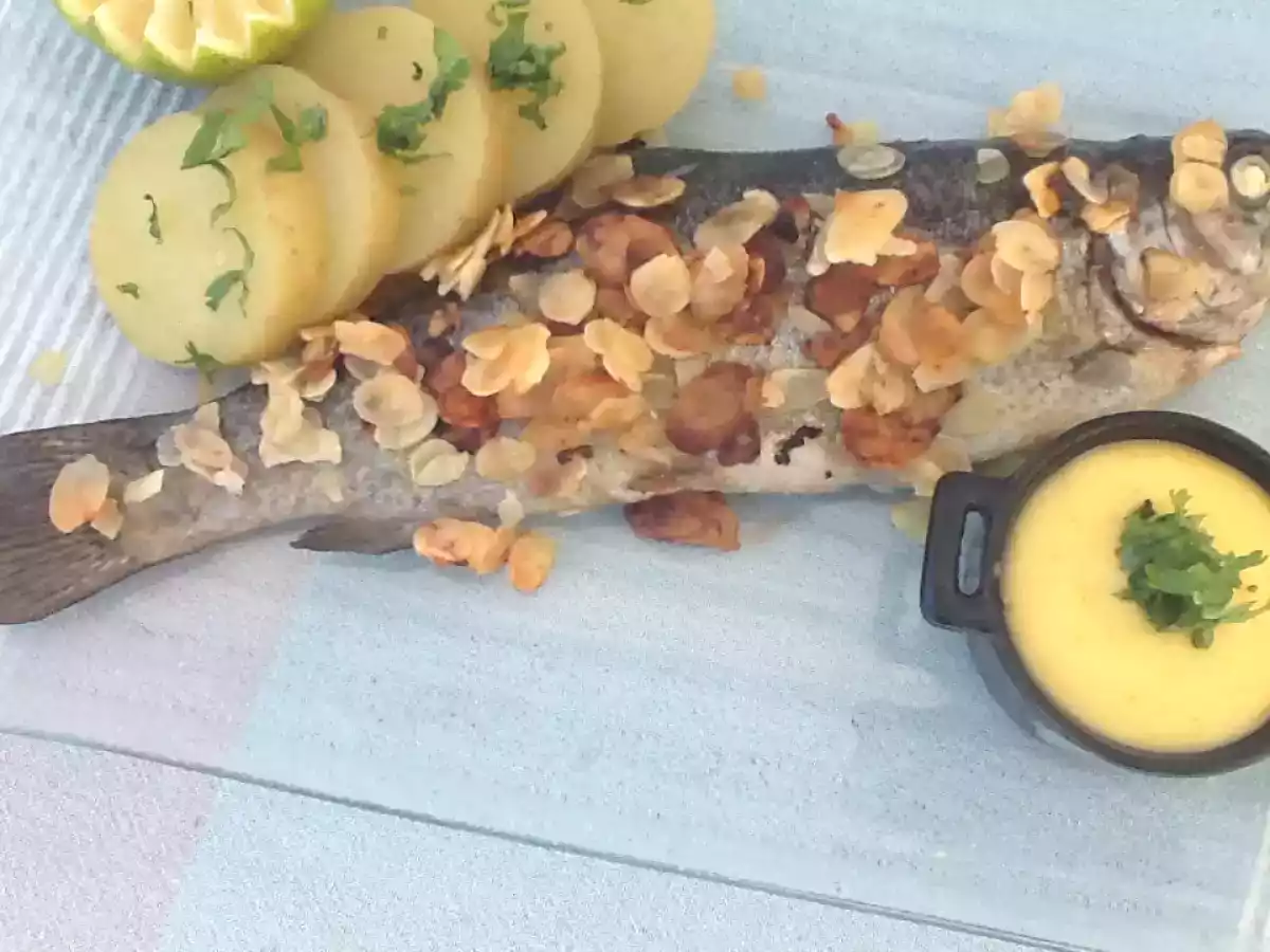 Truite aux amandes et sa mayonnaise au combawa