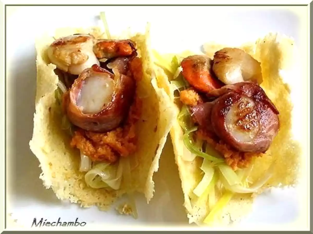 TUILES DE PARMESAN AUX NOIX DE ST-JACQUES sur lit de poireau - photo 2