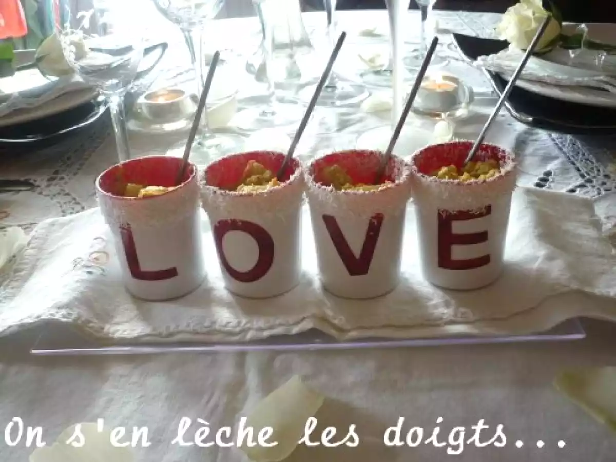 Un avant goût de St - Valentin: Verrines crevettes- ananas- coco- curry