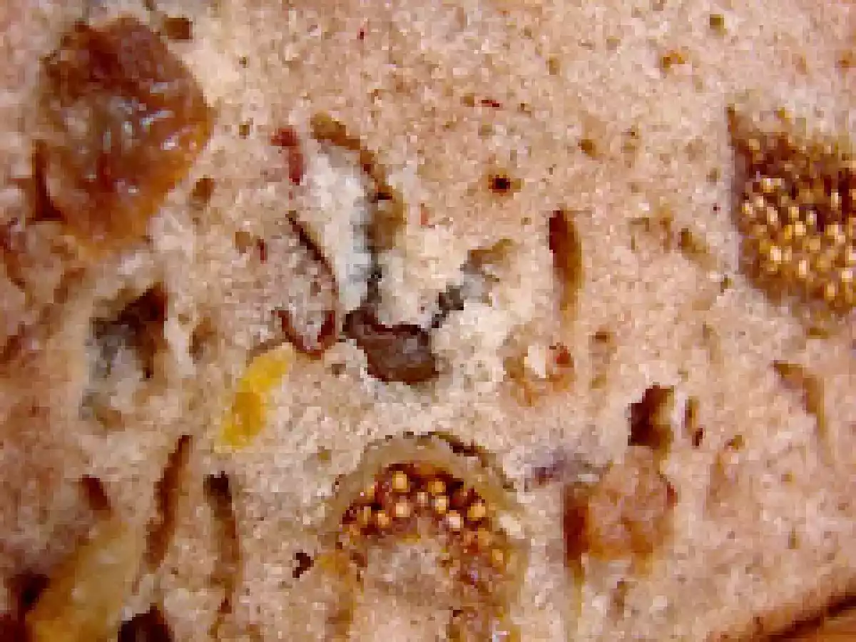 Un Cake aux fruits secs moelleux et ambré, - photo 3