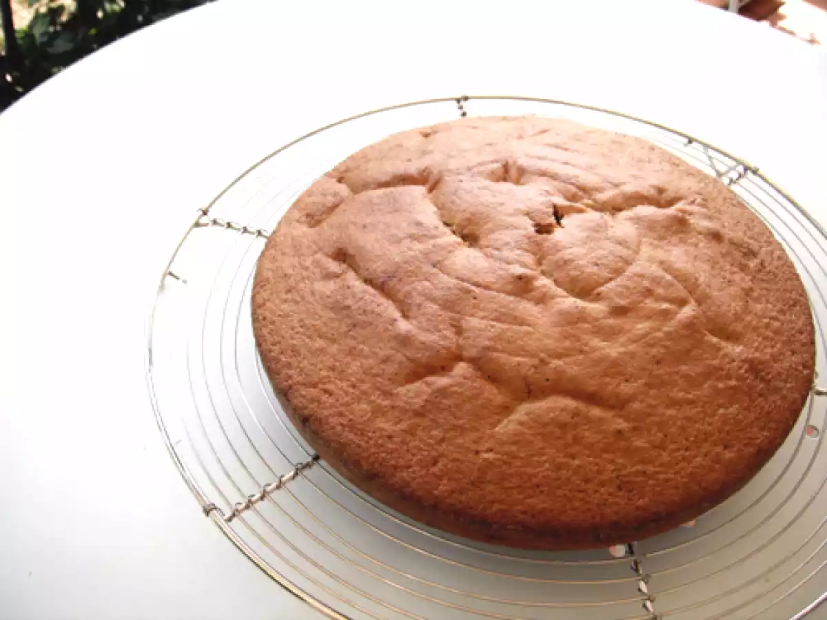 Un genre de génoise aux surprises lindt