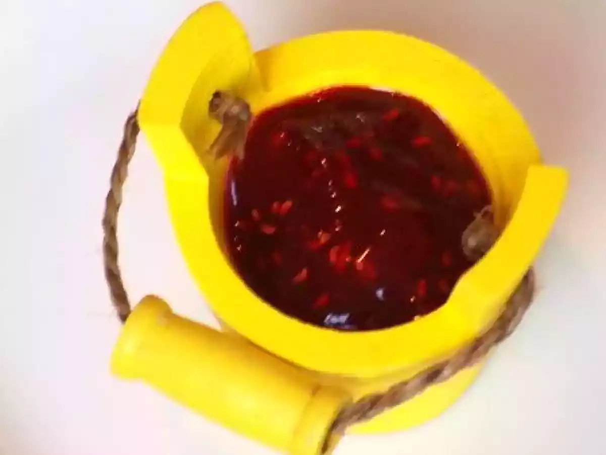 Une confiture de framboise à la banane.