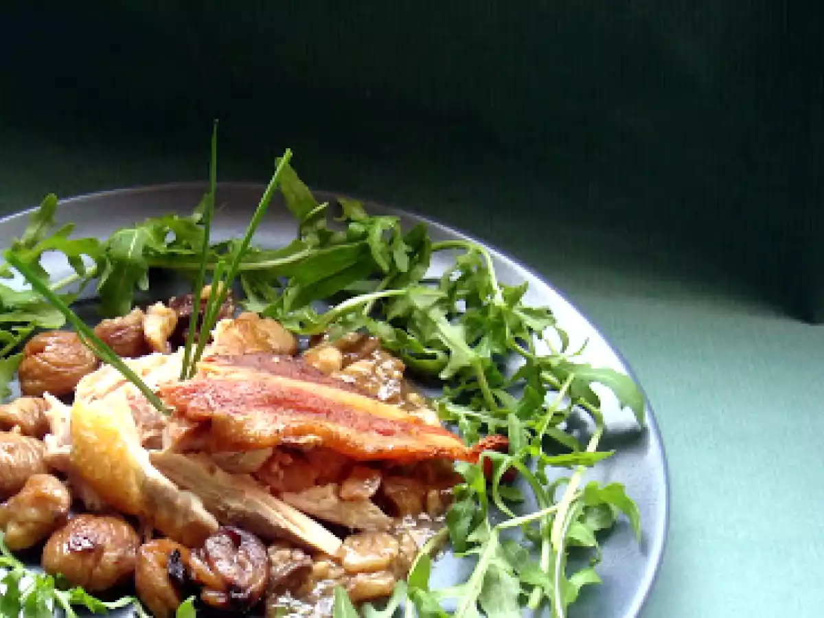 Une pintade, des marrons, des cèpes