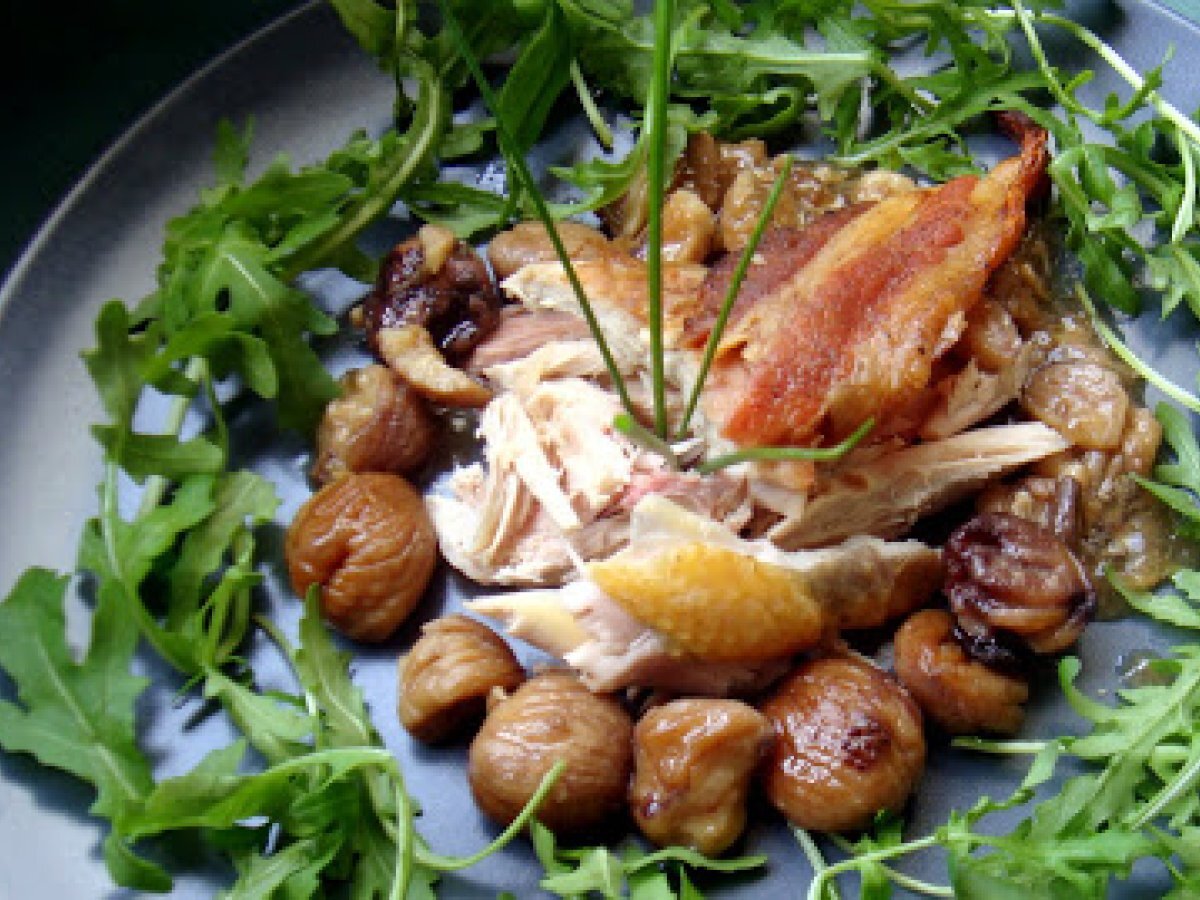 Recette : pintade aux marrons et cèpes savoureux