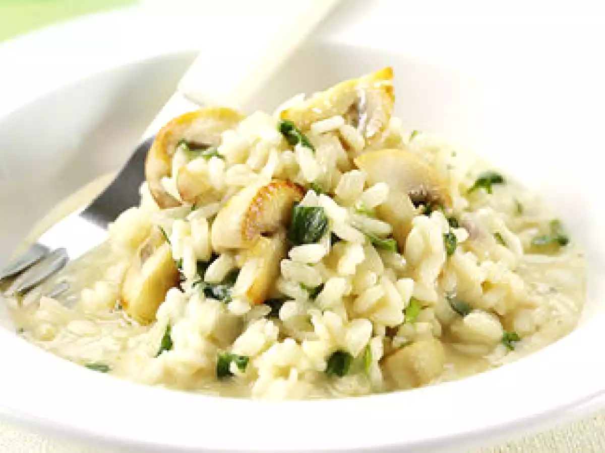 Une recette de mon chéri sarde. Risotto aux champignons et au poulet Mamma Mia!!!