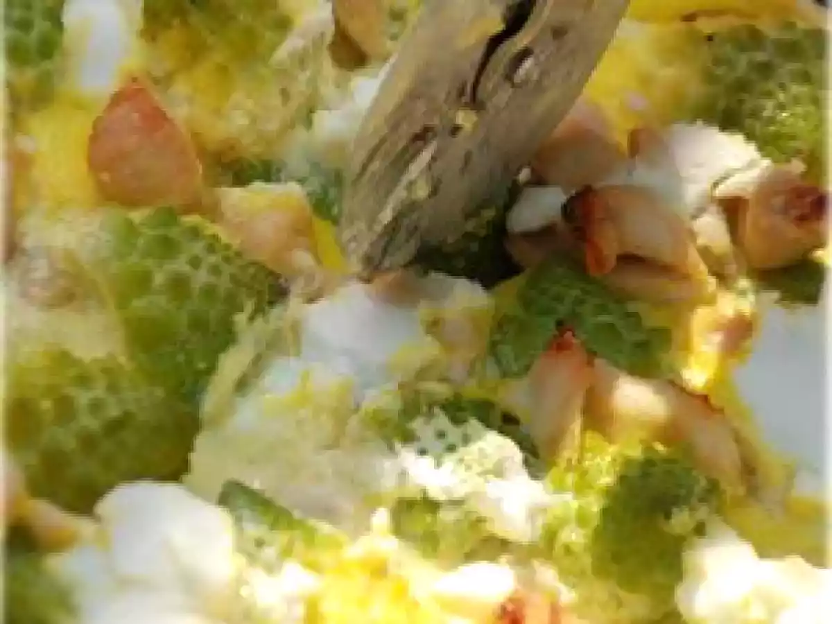 Une tarte colorée pour un début d'été : chou romanesco, chèvre frais et poulet