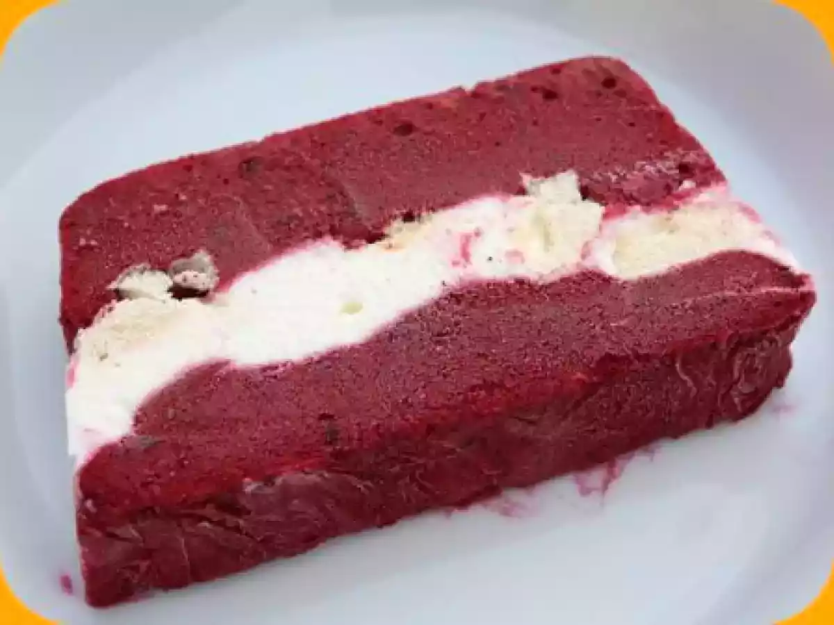 Vacherin glacé au cassis