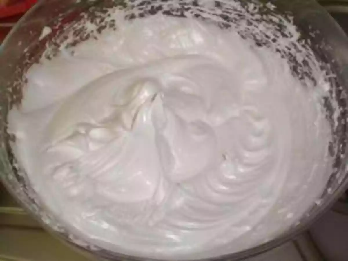 VACHERIN GLACE AU CHOCOLAT BLANC/FRAMBOISES - photo 4