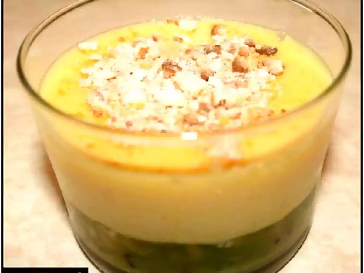 Variation autour du tiramisù... sur coulis de kiwi