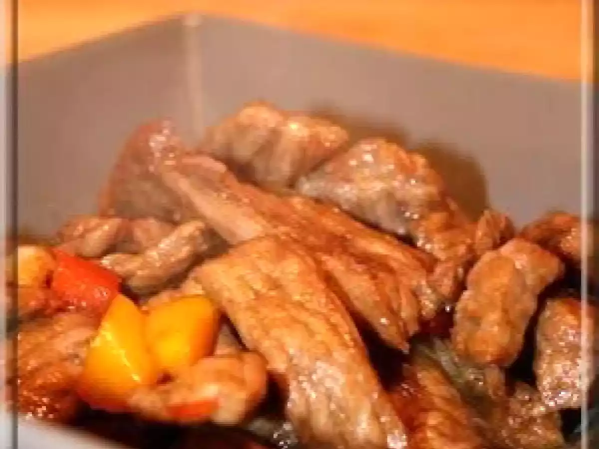 Veau sauté au miel et aux poivrons