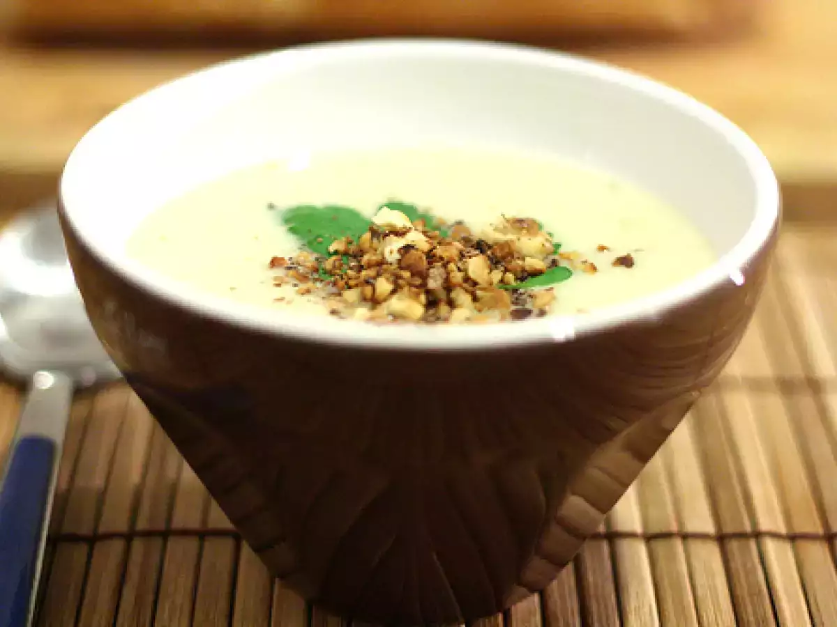 Velouté d'endives à la poire & aux noix grillées - photo 2