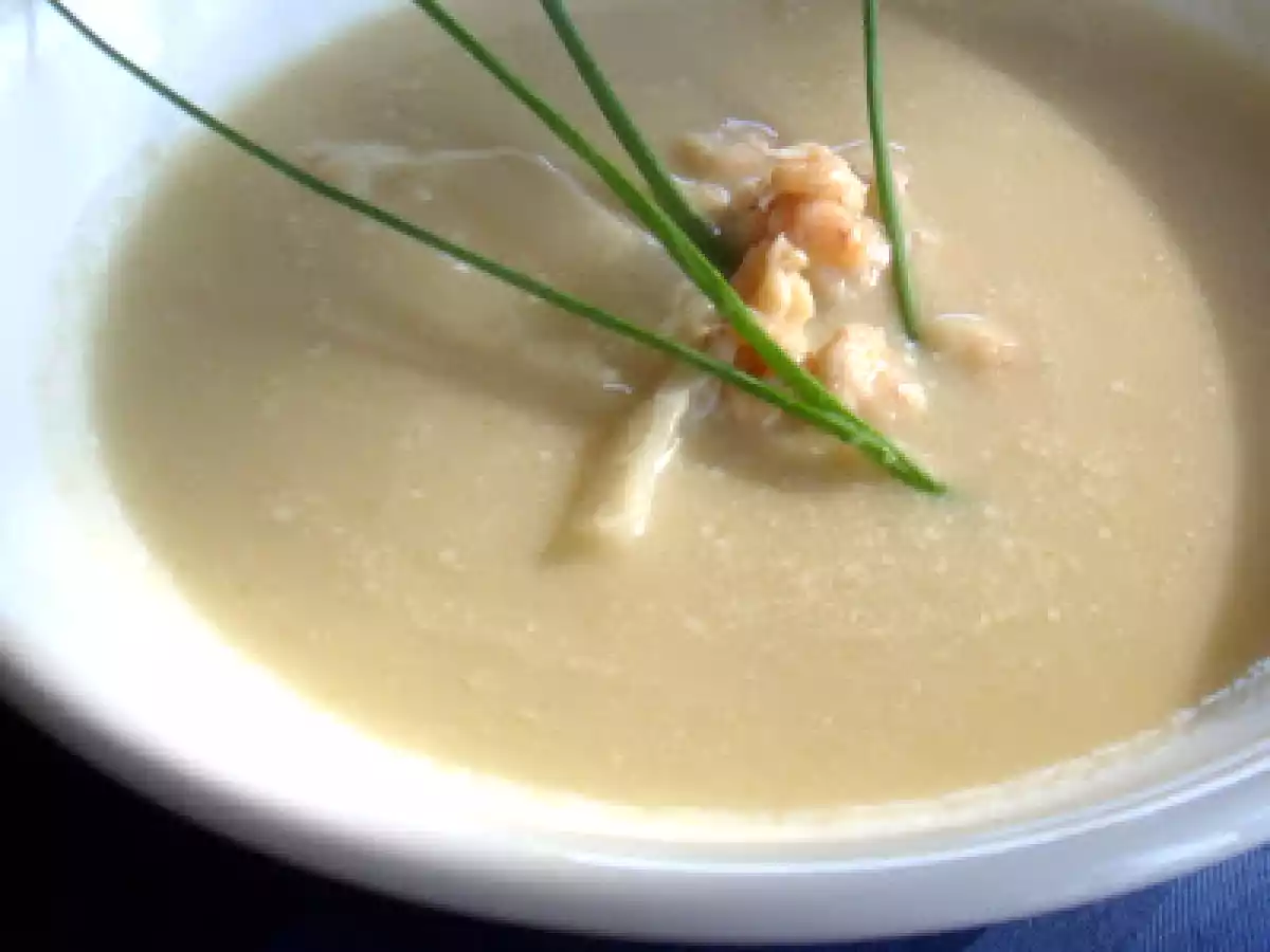 Velouté d'endives aux crevettes grises
