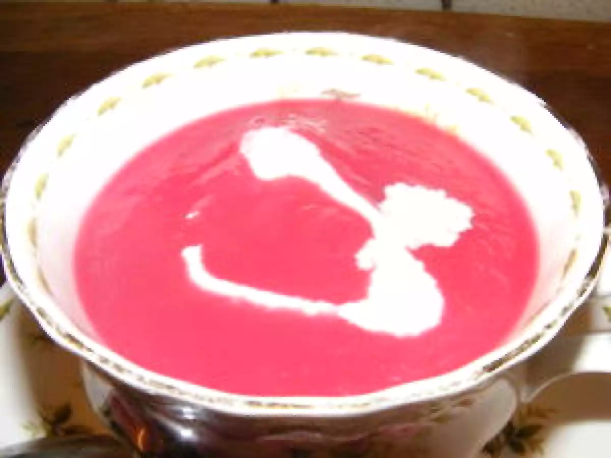 VELOUTÉ DE BETTERAVES ET CÉLERI