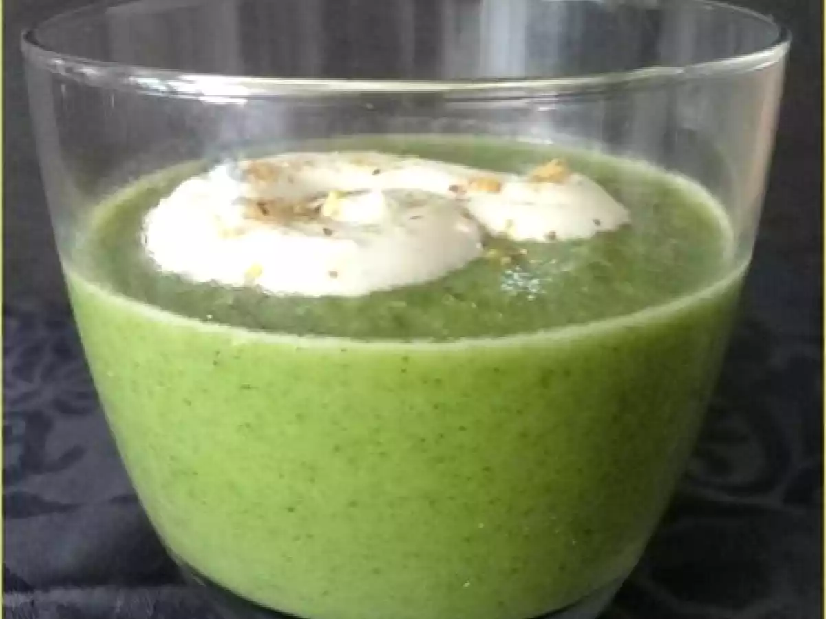 Velouté de brocoli à la pistache et sa crème de curry - photo 2