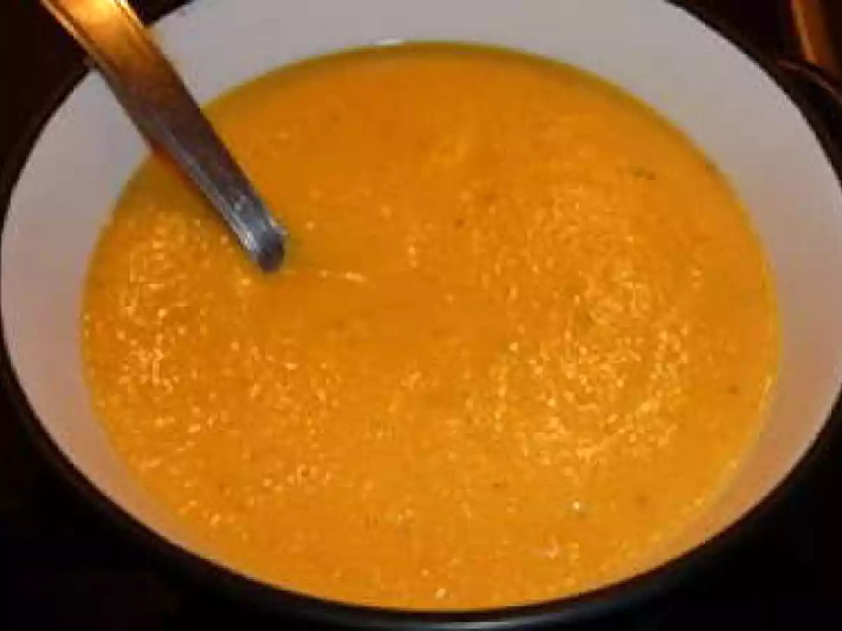Velouté de carottes et sa touche ails et fines herbes