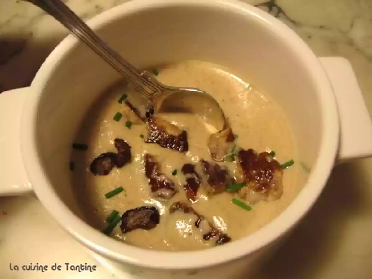 Velouté de cèpes au foie gras - photo 3